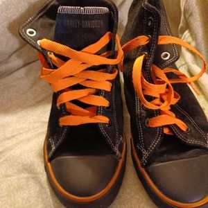 Size 8 Harley shoes